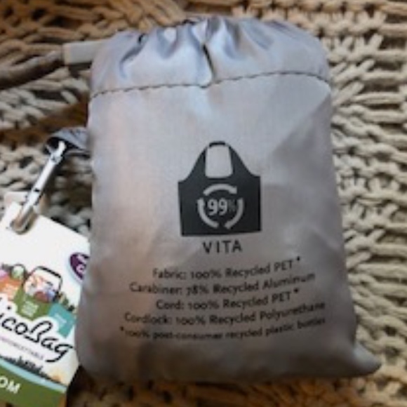 *HOST PICK* ChicoBag Protect the Wolves Chantecaille rePETe Bag *NEW* - Picture 7 of 8